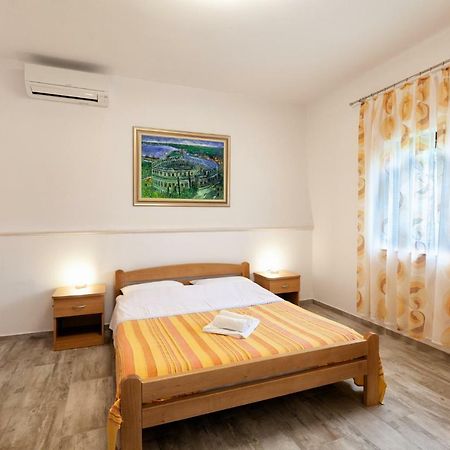 Apartment Ema Премантура Екстер'єр фото