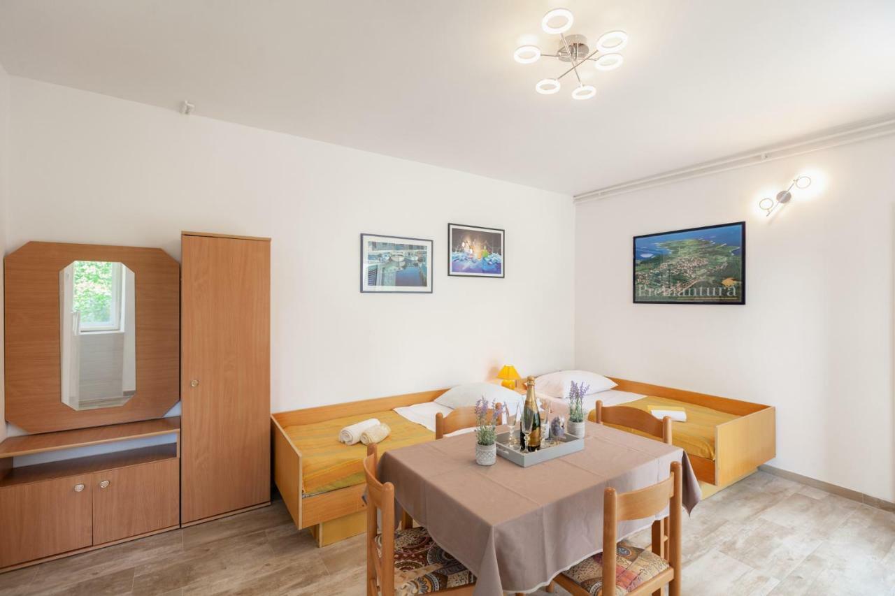 Apartment Ema Премантура Екстер'єр фото