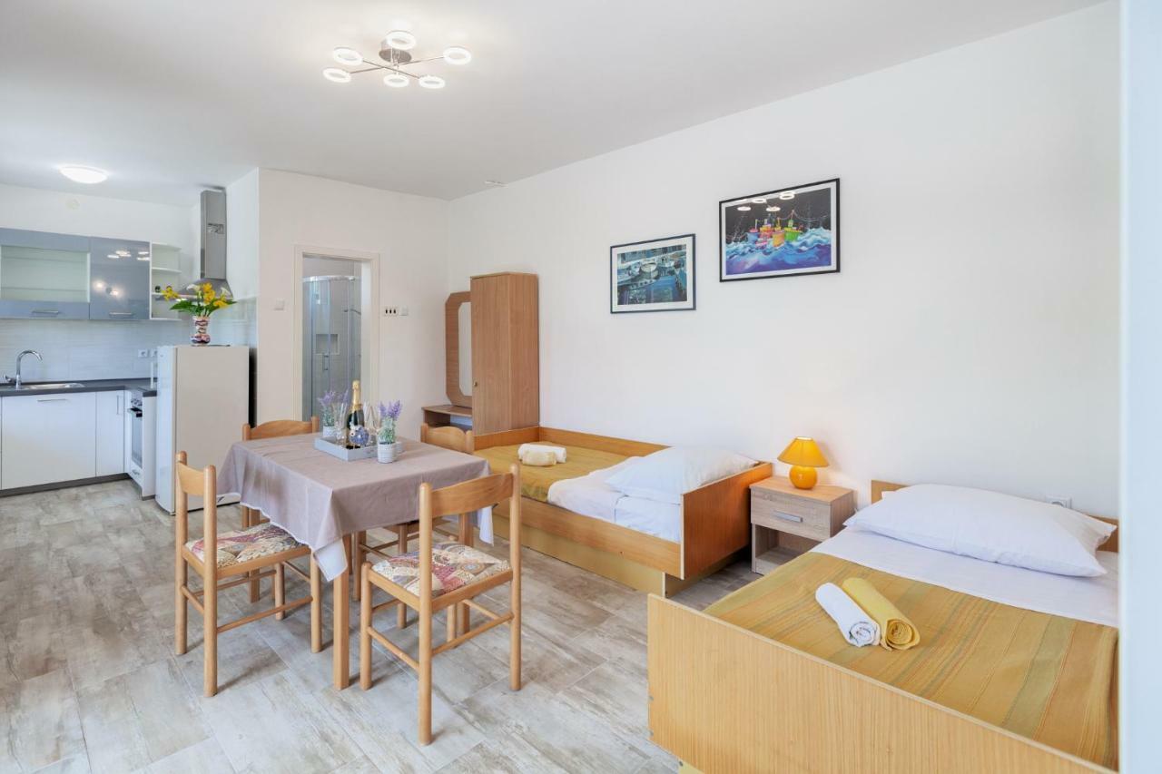 Apartment Ema Премантура Екстер'єр фото