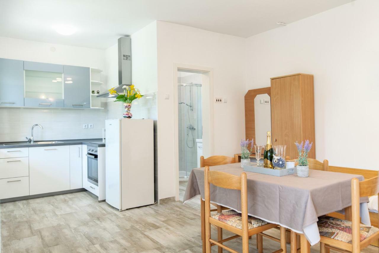 Apartment Ema Премантура Екстер'єр фото