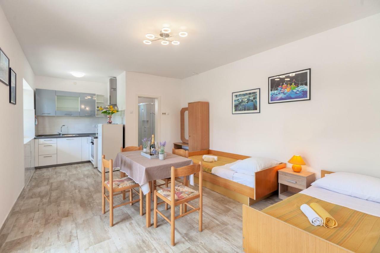 Apartment Ema Премантура Екстер'єр фото